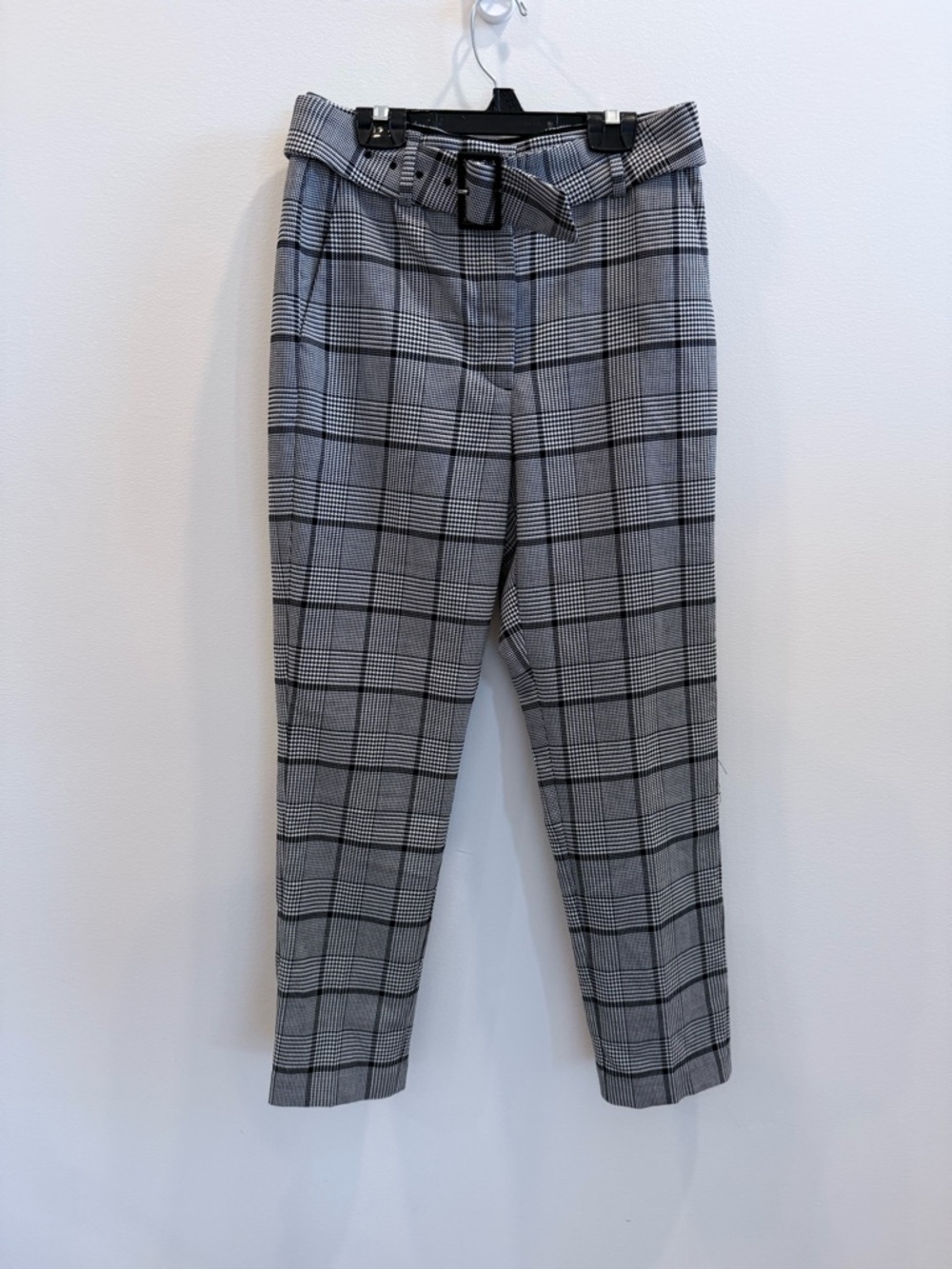 Aritzia Babaton Walker Check Plaid Pants size 6 Tailored Business Casual Career